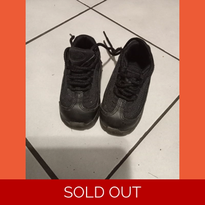Boys toddler Nike trainers size UK 3.5 Boys toddler Nike trainers size UK 3.5